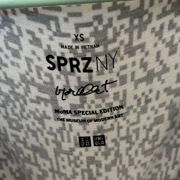 Uniqlo MoMA romper - Picture 3 of 3